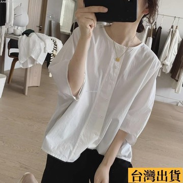 🌈台倉出庫🌈 韓國不規則襯衫女夏季寬鬆大碼顯瘦小衆設計感開叉五分袖百搭上衣 短袖襯衫 不易皺 短袖襯衫 休閒襯衫 白
