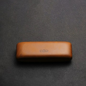 眼鏡盒高級感便攜抗壓日系簡約棕色近視老花鏡車載防壓收納盒男女