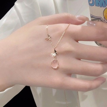 台灣出貨 鎖骨項鍊 鎖骨鍊 女生項鍊 芙蓉石吊墜粉水晶蝴蝶項鏈女925純銀氣質鎖骨鏈輕奢小衆設計感