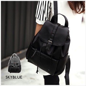 天藍小舖-水洗皮革多口袋後背包-單1款-$290【A12120968】