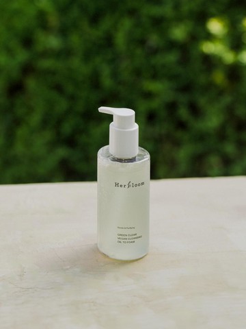 Green Clear Vegan Cleansing Oil To Foam