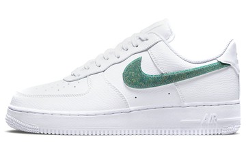 WMNS AIR FORCE 1 LOW GLITTER SWOOSH - CELERY