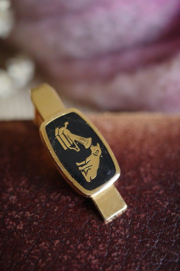 古董 HMV金色留聲機領帶夾 小狗 His Master's Voice