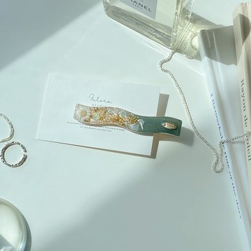 | 芽嫩草 | 髮夾