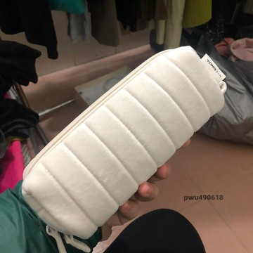 【台灣直售】 日系ins雲朵麪包小衆柔軟抗摔夾層收納大容量筆袋日系文具袋