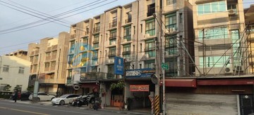 仁武八卦國小透天店住｜高雄市仁武區八德西路
