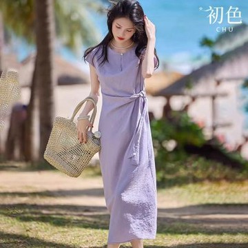初色 休閒風圓領胸前鏤空鈕釦短袖收腰綁帶後開衩裙擺中長裙連衣裙連身洋裝長裙-紫色-19682(M-2XL可選)