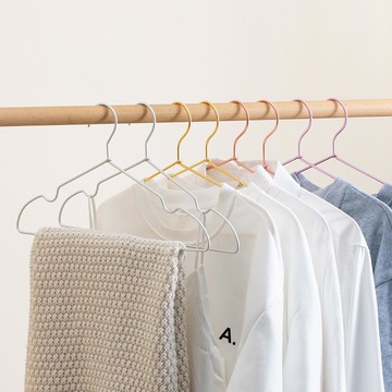 隔日到貨🔥加粗金屬衣架 鋁合金衣架 鐵衣架 防滑衣架 晾衣架 無痕衣架 衣架 金屬衣架 曬衣架 掛衣架 大衣架 小衣架