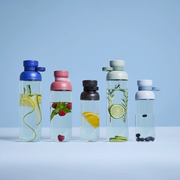 Mepal Vita 活力水瓶 700ml（共四色） - 乾燥玫瑰