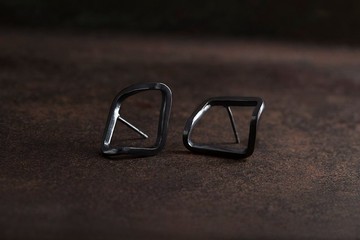 框折1號 純銀耳環 Edge Banding Earrings