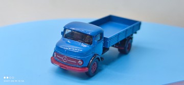 1:87 Mercedes-Benz 322 TRUCK 貨車 如圖所示 SCHUCO 原廠樣板