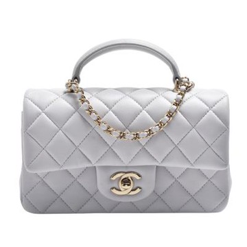 CHANEL 經典金色雙C LOGO菱格小羊皮暗釦手提/斜背包(淺灰色)