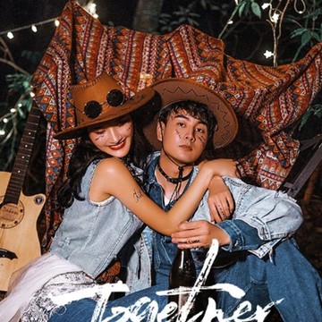 新款旅拍婚紗攝影道具西部牛仔帽子外景云南樣片戶外拍照民族毯子