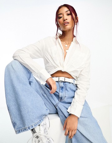 Pimkie twist detail cropped shirt in white