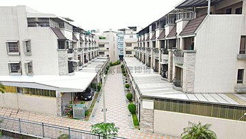 大寮國小–大地坪面寬雙併車墅｜高雄市大寮區開封街