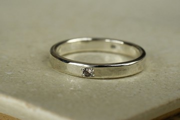 願望之光的物語 香檳石榴石