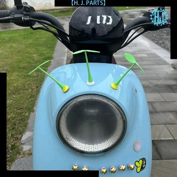 【臺灣出貨】新款電動車小綠芽裝飾3d立體創意可愛車用擺件爆款硅膠自粘小樹芽