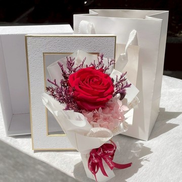 【依織IORI Boutique Florist 】單朵永生花禮鑲金花盒 情人節花禮 熱銷款 全台配送!!!