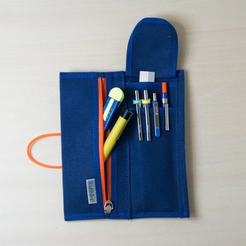 對折式筆袋 簡約精巧尺寸