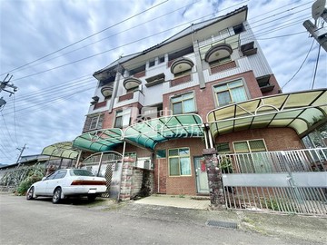 樂福獨家 新社四樓RC透天厝｜定義你專屬的風格｜台中市新社區華豐三街