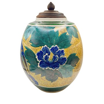 藏古祥館-白毫銀針茉莉花茶+日本九谷燒茶倉