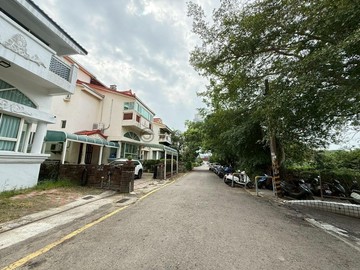 專任臨香山交流道亞歷山大溫馨三房平車｜新竹市香山區中華路六段