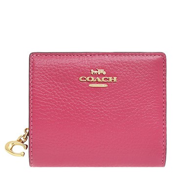 COACH 立體LOGO雙摺短夾 鵝卵石紋真皮皮革 短夾 皮夾 雙折錢包 C2862 莓粉色(現貨)▶指定Outlet商品5折起☆現貨【送禮首選★APP下單點數4倍送】