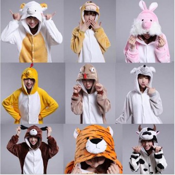 蘿卜南瓜辣椒烏鴉狐貍烏龜馴鹿老鷹鱷魚男女卡通連體睡衣動物演出