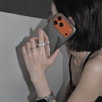 APIOU Mirror Pro 鏡面 iPhone 磁吸全包防摔保護殼 17/16/15/14/13