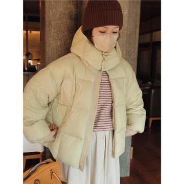 播言奶黃色連帽短款絎縫面包羽絨服女冬新款時尚洋氣90白鴨絨外套