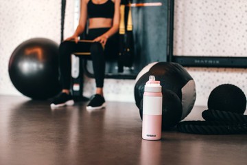 LAGOON Grip 不銹鋼運動吸管杯 - 專貴版 25oz (750ml) – 淺粉紅