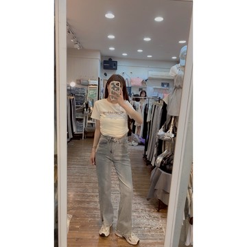 現貨24HR出貨🚚一件免運🛒逆天長腿⌇高腰下開叉直筒寬褲 整件都有彈性 超舒服 顯瘦 版型正常 牛仔褲 LALANA實拍