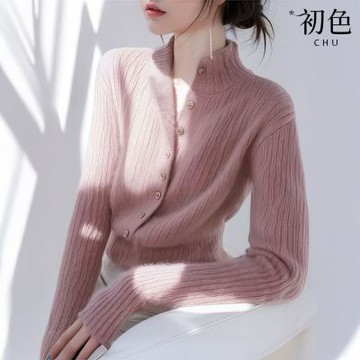 初色 日系簡約坑條修身短版高領排釦長袖針織毛衣上衣女上衣-粉色-16988(F可選)