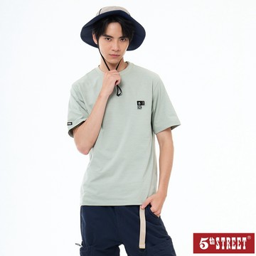 【5th STREET】 男裝 短袖 短t 上衣 t恤 TEE 涼感衣 logo 經典 淺綠 (571059)