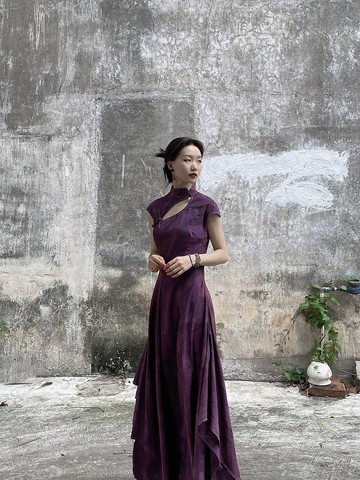 新中式復古 / 絳紫色鏤空連身裙 / 手工扎染