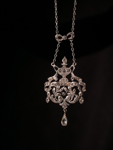 1910s 法國 美好年代 歐洲庭園花叢項鍊