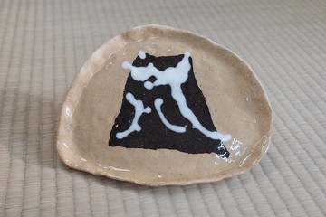 【白的躍動】手作陶盤