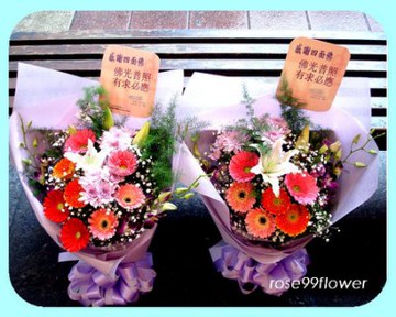 Y6012 網路花店 供奉四面佛七色精緻拜拜花束 本店周六日均可預約代客外送 Yahoo奇摩拍賣 Line購物