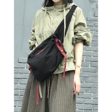 2025胸包女斜挎包 時尚新款潮包包大容量女包 百搭休閑包斜挎背包