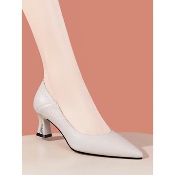 真皮淺口中跟單鞋女粗跟尖頭小皮鞋2025春夏米白色5cm高跟女瓢鞋