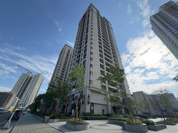 大三房雙平車-仁武澄清湖-堅山景仰-高樓景觀美裝潢｜高雄市仁武區勇全路