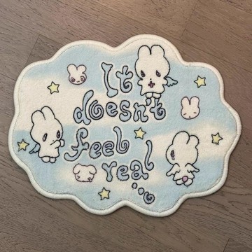 【卡通地毯地墊】🍀臺灣出貨🍀奶油可愛天使小兔仿羊絨地毯裝飾客廳房間地墊鏡前毯迷你地毯超小