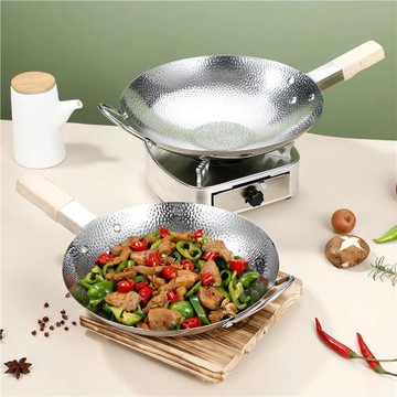 錘紋不銹鋼鍋雪花木柄小炒鍋不粘鍋部隊干鍋涼菜鍋加熱鍋香辣鍋