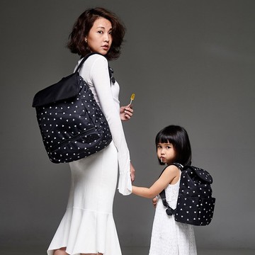 【輕量防水 後背包】時尚都會包 | 排排山丘 -媽媽包 旅行包