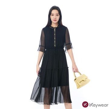 KeyWear奇威名品    浪漫荷葉邊五分袖洋裝-黑色
