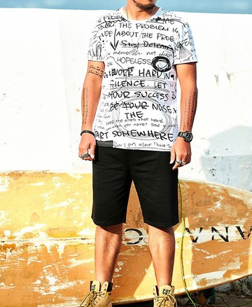 FINDSENSE H1 2018 夏季 新款 潮胖子個性字母數字塗鴉  加肥 加大碼T恤 寬鬆透气短袖 休閒上衣 潮男