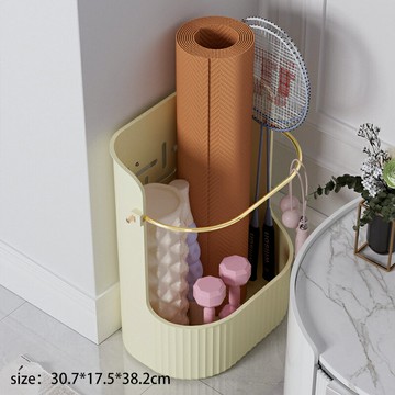 運動器材收納架 健身器材收納架 瑜伽墊收納 瑜伽墊收納筐健身護具運動器材夾縫收納籃壁掛式家用泡沫軸置物架『ZW3352』