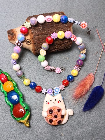 貓咪抱巧克力 手作黏土項鍊 陶土 手繪捏製 鋼絲線不銹鋼釦 串珠