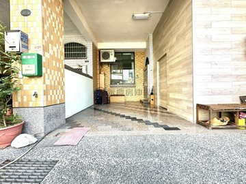 太平樹孝商圈｜誠意處理價可談｜車庫、六房透天｜台中市太平區育德路