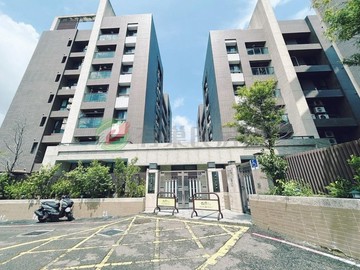 落雨松美居溫馨小資2房附休旅車位｜台中市沙鹿區七賢南路